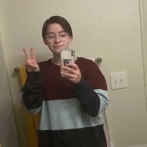 Meet your Posher, Alex